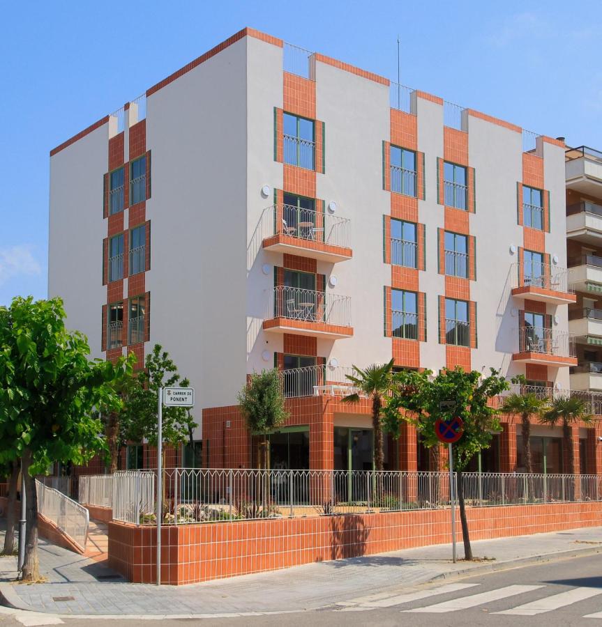 Terra Aurea Aparthotel Σαλού Εξωτερικό φωτογραφία